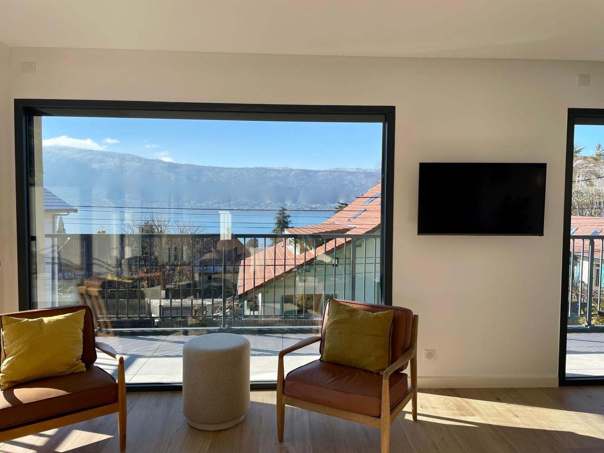 Maison Du Lac, A 10 Min A Pied De La Villa *